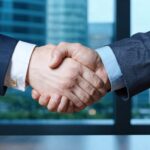 L’apporteur d’affaires particulier : quel est le plafond des commissions ?